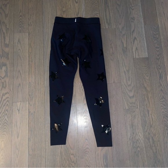 ULTRACOR Lux Knockout Star-Print Ankle Leggings - Picture 3 of 3